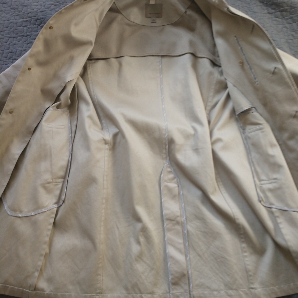 Men's Banana Republic Belted Trench Coat - Picture 4 of 8